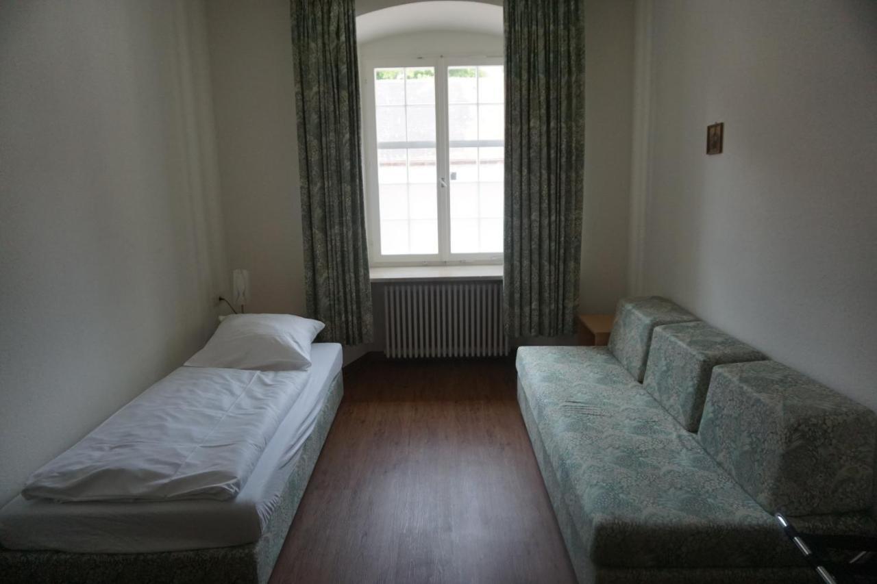 Tagungshaus Im Kloster Neresheim Hotel ภายนอก รูปภาพ